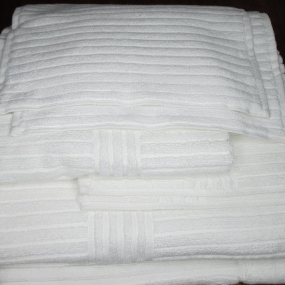 FRETTE SUITE TOWEL SET 100% COTTON NWT - Picture 1 of 4